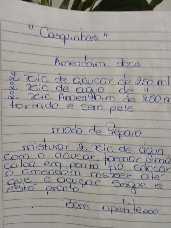 Casquinhas — Amendoim Doce
